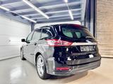 Ford S-Max S-MAX Titanium - Ford S-Max mit Diesel-Antrieb: Kombi, Automatik