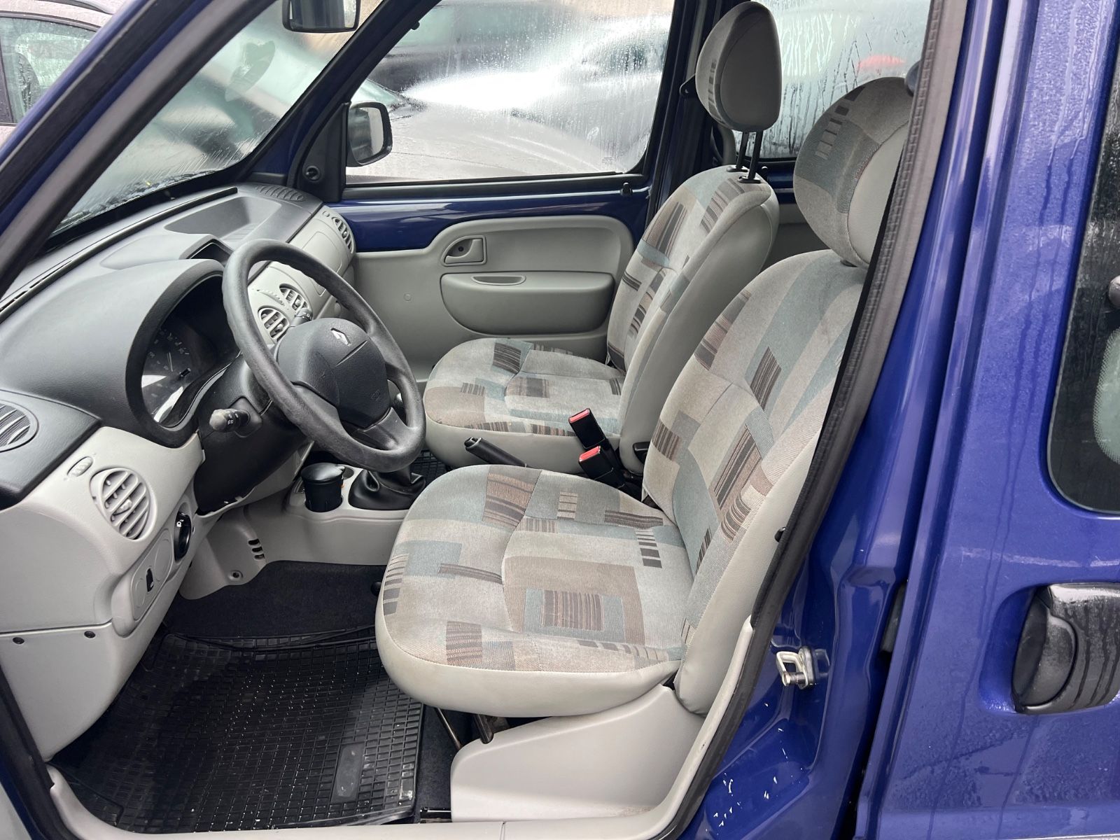 Fahrzeugabbildung Renault Kangoo Campus * 1.HAND *