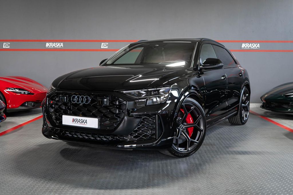 Audi RSQ8
