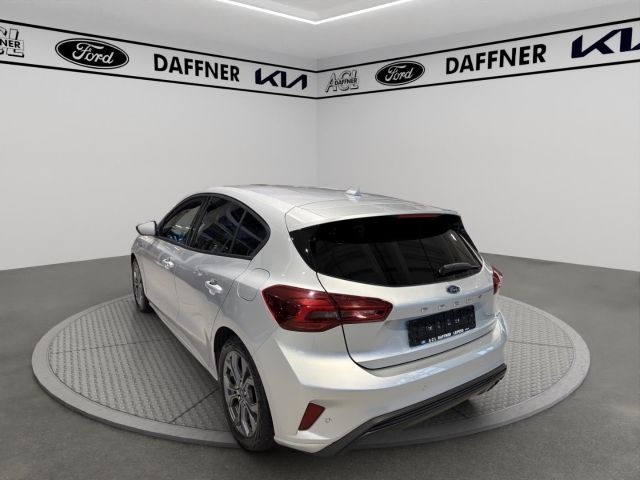 Fahrzeugabbildung Ford Focus ST-Line Navi LED ACC WLAN DAB Keyless Star
