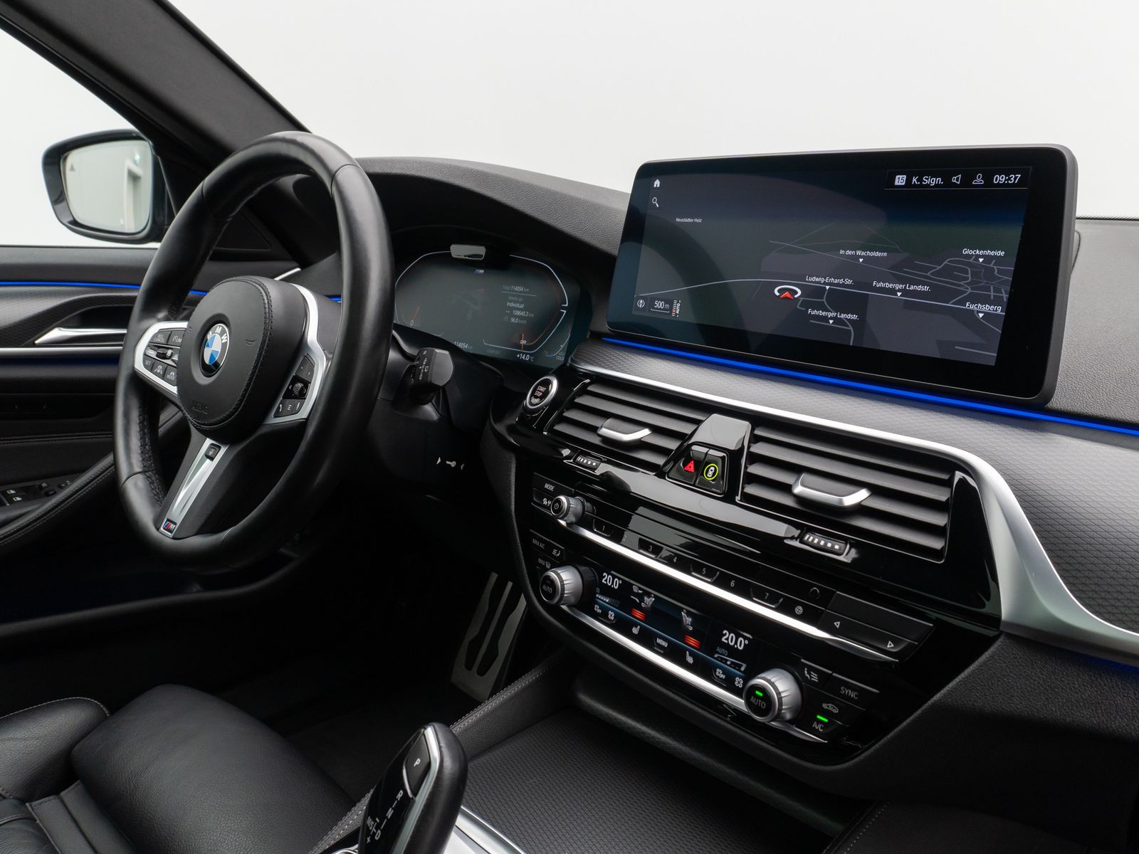 Fahrzeugabbildung BMW 530d  M Sport Panorama Kamera Laser HUD DAB HiFi