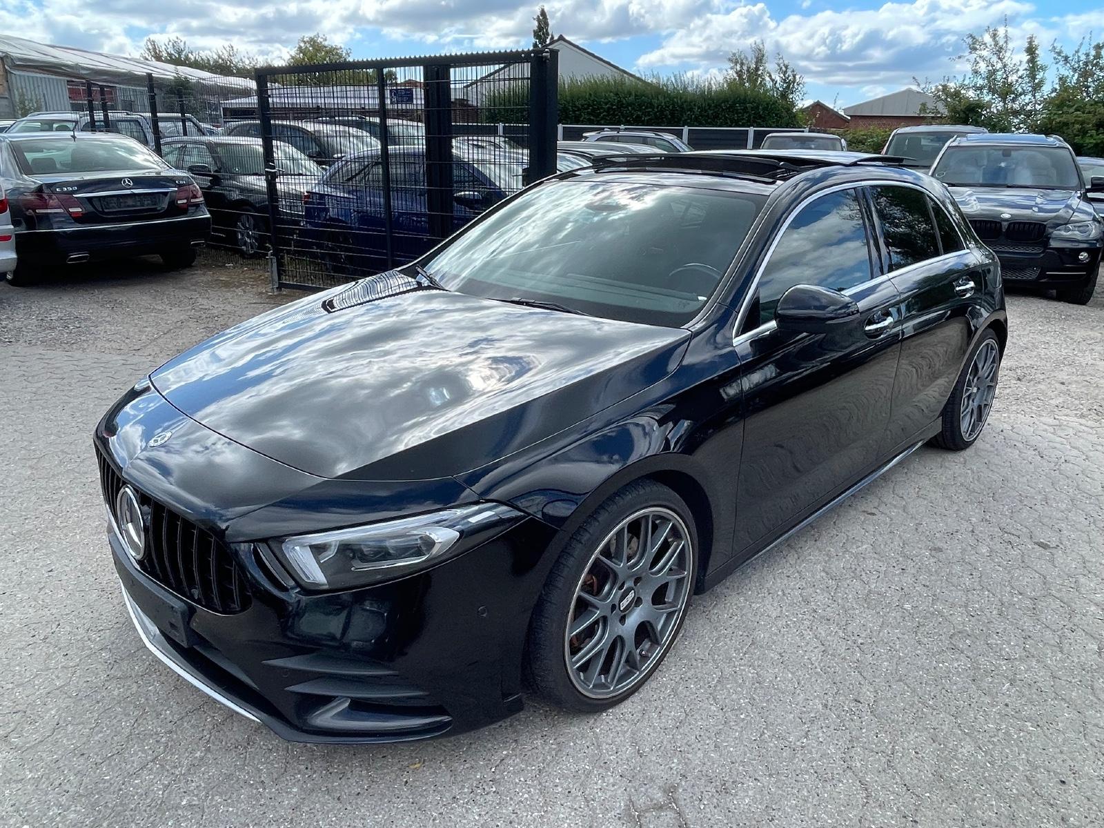 Mercedes-Benz A 220 Amg/Aut/4matic/Panorama/Led