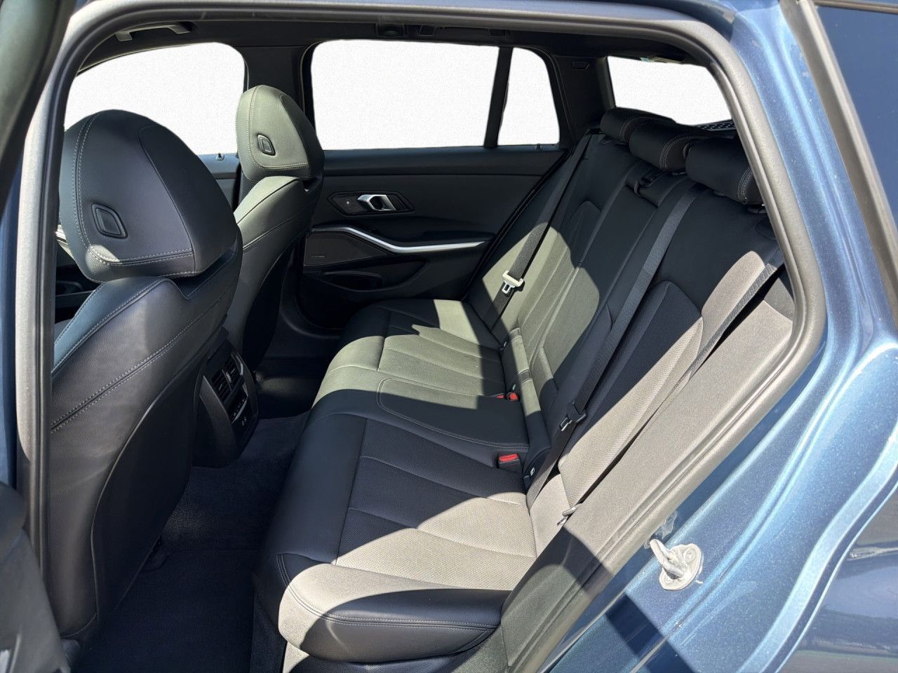 BMW 330 - Bild 14