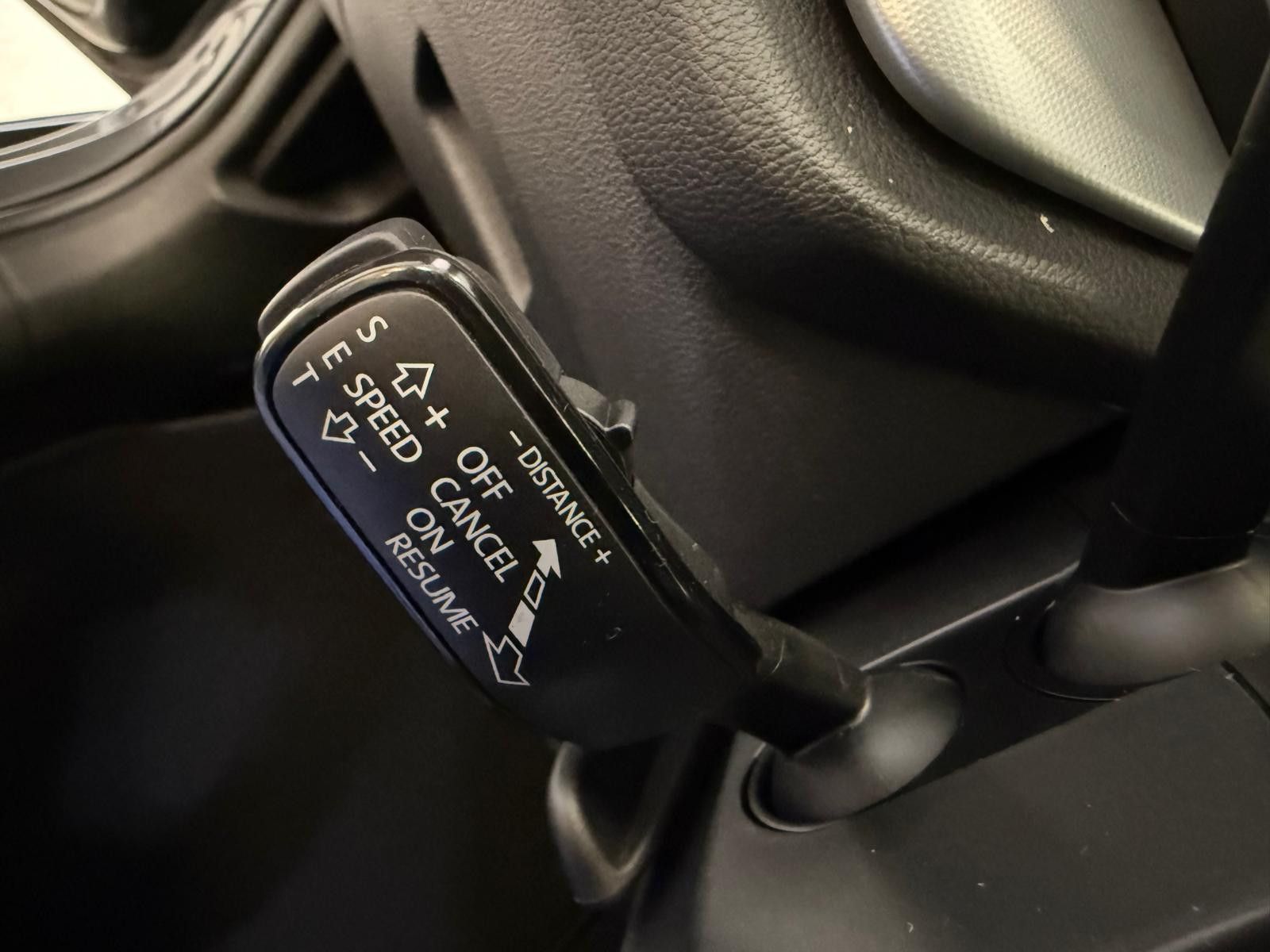 Fahrzeugabbildung SKODA Octavia Combi 2.0 TDI 110 kW Selection / AHK/LED