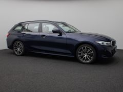 Foto Nummer 4: BMW 330i
