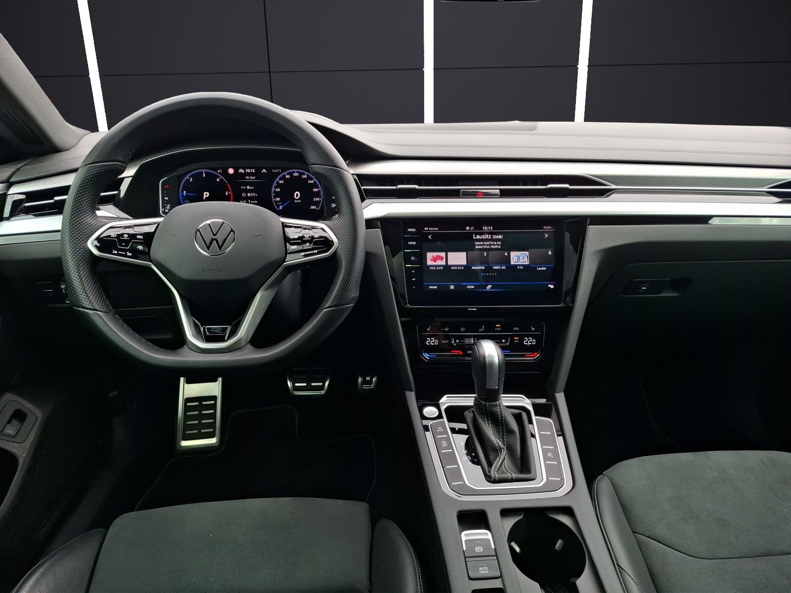 Fahrzeugabbildung Volkswagen Arteon SB TDI R-Line DSG 4M LED AHK Navi AID Pan