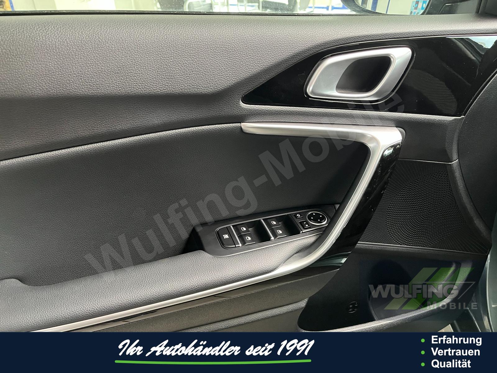 Kia cee'd Sportswagon 1.5 T-GDI DCT Vision+LED+Navi