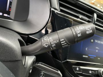 Bild 20 Opel Corsa Edition 1.2 Hybrid AT/SHZ+LHZ/PDC v+h+CAM/