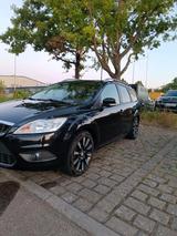 Ford Focus Turnier 1.6 Black Magic - Ford Focus: Black Magic