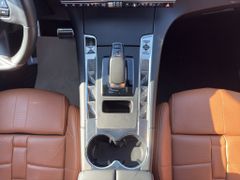 Fahrzeugabbildung DS Automobiles DS 7 Crossback 1.6 E-Tense 300 4x4 Rivoli