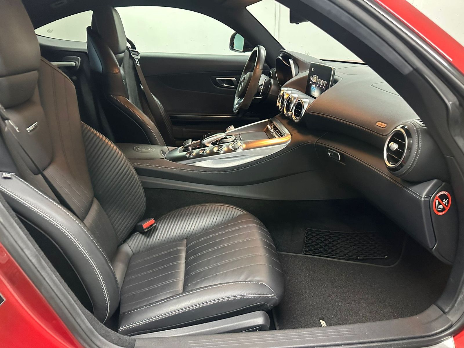 Fahrzeugabbildung Mercedes-Benz AMG GT S 4.0 V8 S DCT*NIGHT*PANO*KEYLESS*KAMERA