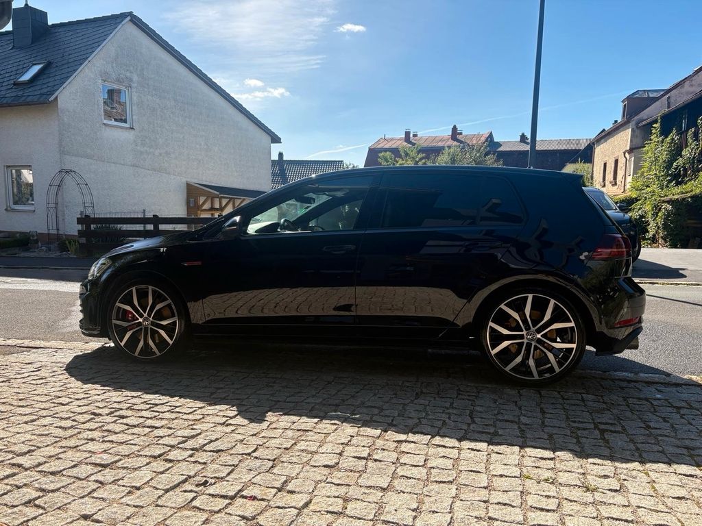 Image of Volkswagen Golf