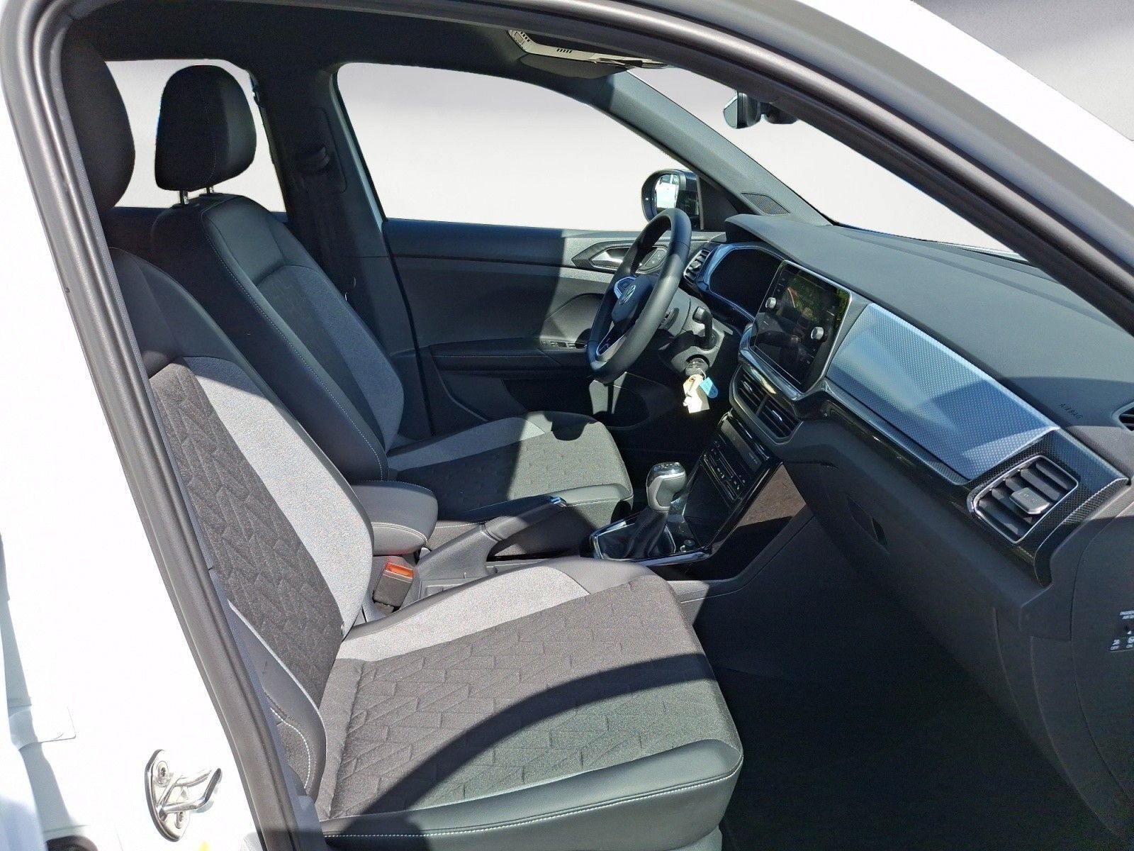 Volkswagen T-Cross - Bild 9