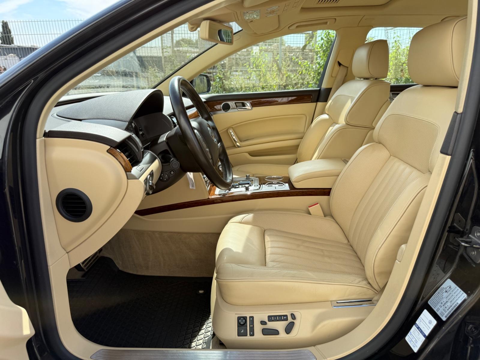 Volkswagen Phaeton 3.0 V6 TDI 4Motion*Dynaudio*Schiebedach*