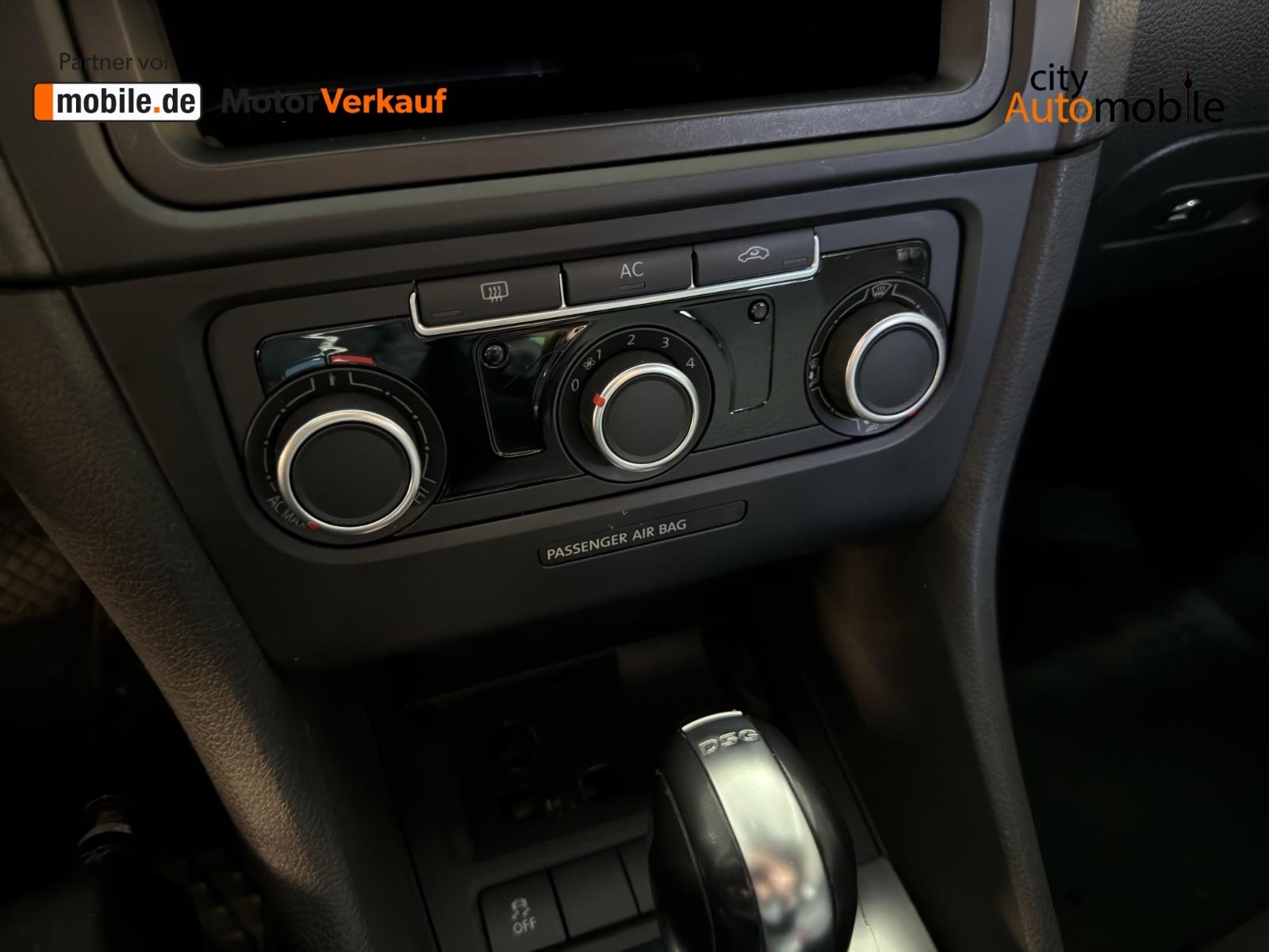 Volkswagen Golf 2011 — photo 16