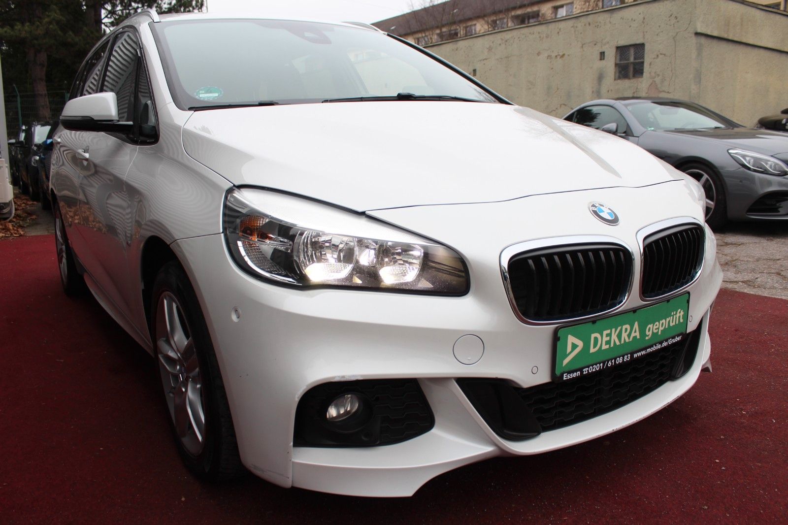 BMW 216i GRAN TOURER M SPORTPAKET KLIMA NAVI PDC