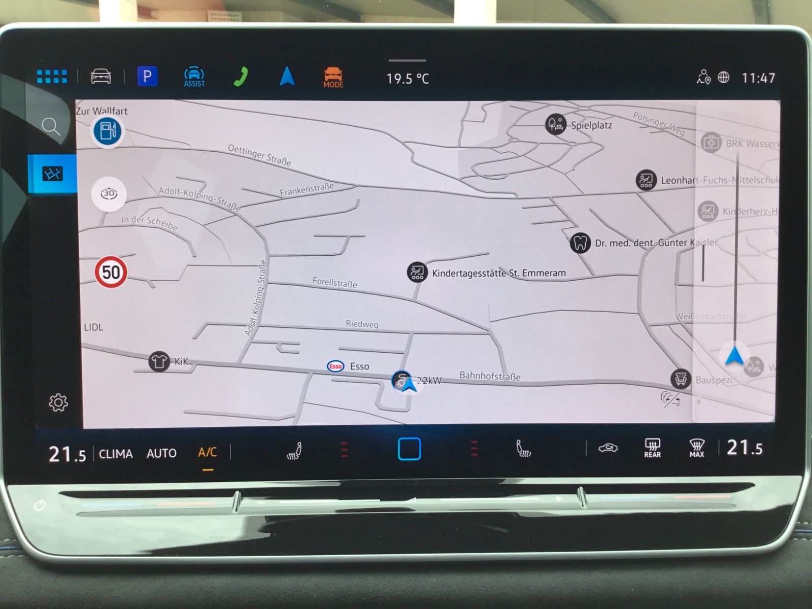 Fahrzeugabbildung Volkswagen Tayron 2.0 TSI DSG 4M R-Line+7S+Pano+AHK+Headup