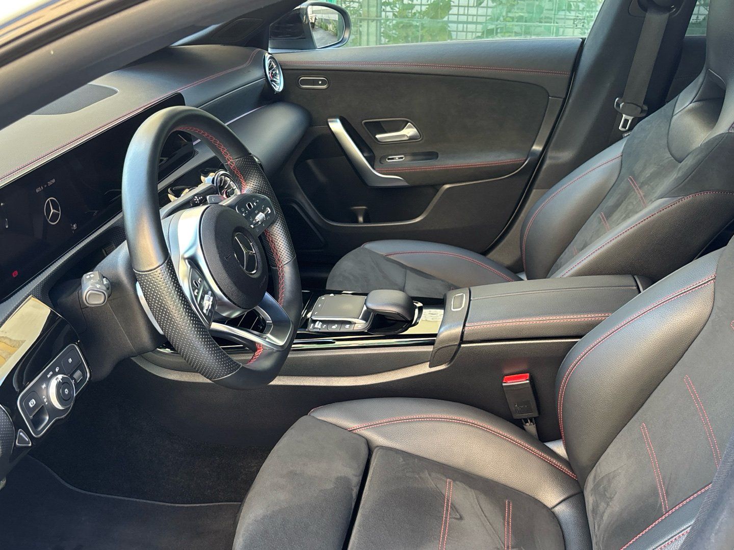 Mercedes-Benz CLA 250 4M SB AMG Night Panorama 19 CarPlay AHK foto 9