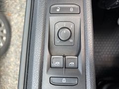 Fahrzeugabbildung Volkswagen T6.1 Multivan 2.0TDI DSG AHK*NAVI*LED*KAMERA*3xK