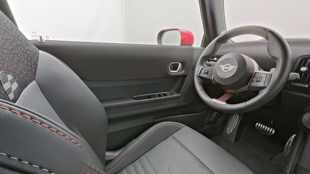 MINI John Cooper Works Cabrio - Bild 11