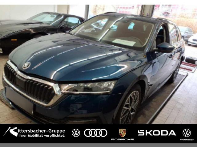 Skoda Octavia Combi Ambition 1.5 TSI DSG AHK PDC Navi