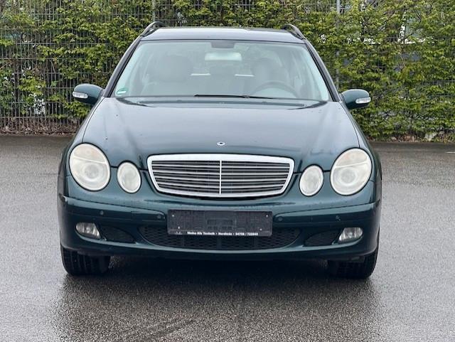 Mercedes-Benz E280 2006 — rear view