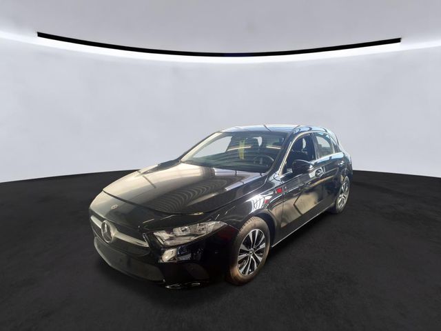 MERCEDES-BENZ A 180 1.3/SHZ/PDC/GRA/TEILEDER/PARKLENK/16"