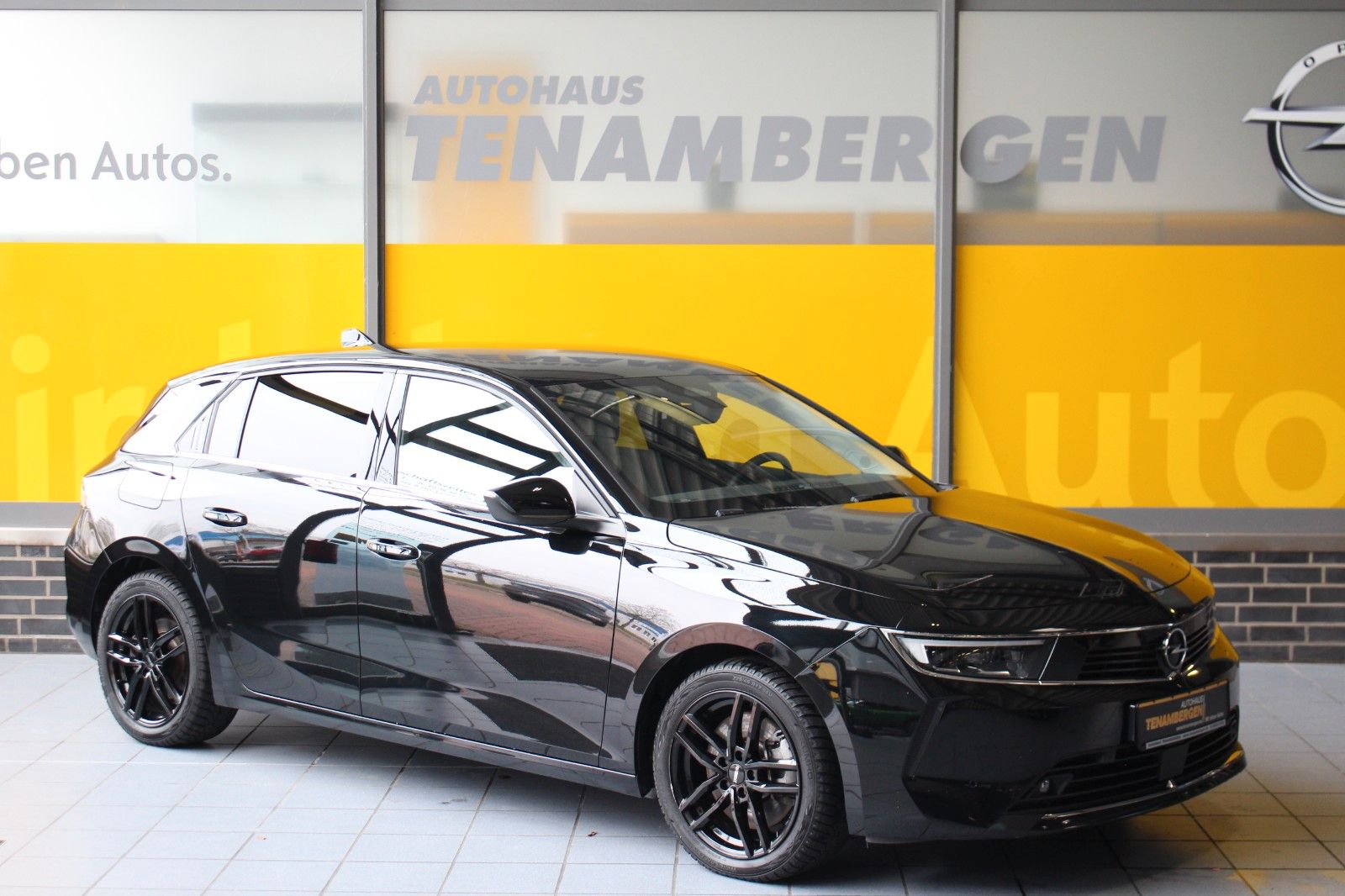 Opel Astra L Lim. 5-trg. Elegance Plug-in-Hybrid ACC