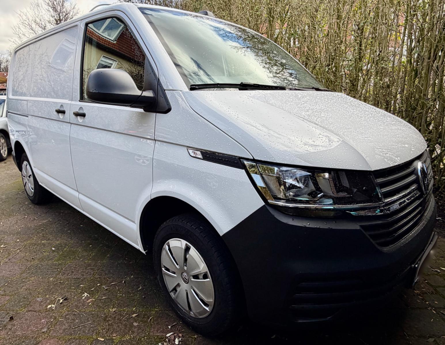 Volkswagen T6.1 Transporter 1Hd. 48tkm Navi PDC hi.