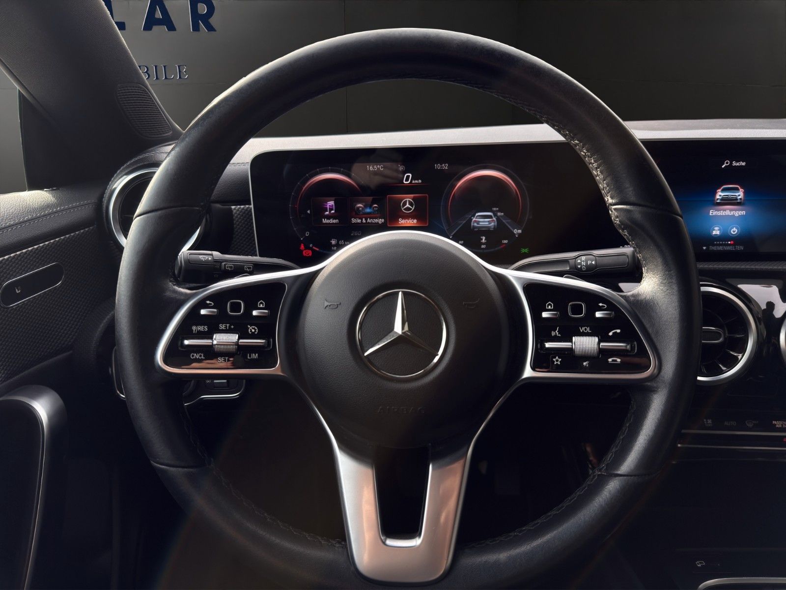 Fahrzeugabbildung Mercedes-Benz CLA 200d Shooting Brake *Dig.Cock*AHK*LED*MBUX