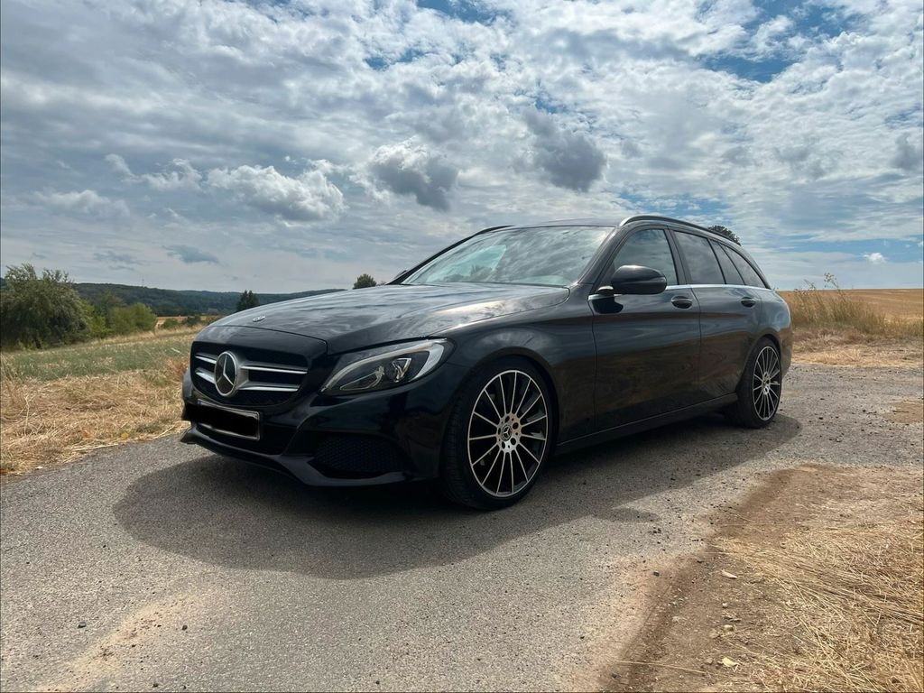 Image of Mercedes-Benz C 220