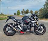 Suzuki GSR 750 - SUZUKI GSR 750