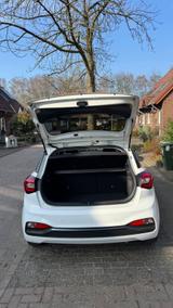 Hyundai i20 1.0 T-GDI 88kW Style Style - Hyundai i20 Gebrauchtwagen in Essen