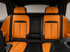 ROLLS ROYCE Cullinan Black Badge 600PS Luftfederung Voll