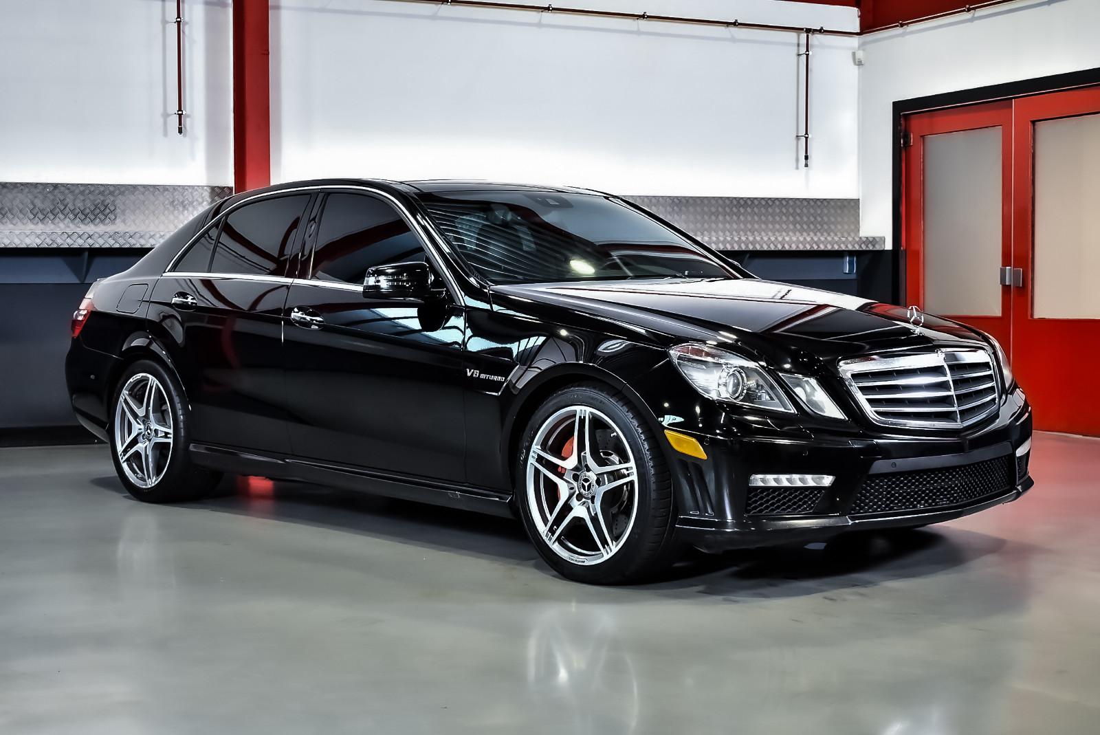 Mercedes-Benz E 63 AMG V8 518PK