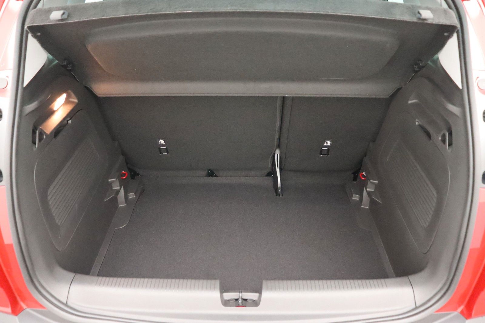 Fahrzeugabbildung Opel Crossland 1.2 Elegance NAVI LED KAMERA