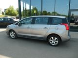 Peugeot 5008 Active Klima, SHZ, PDC, Kamera, 7-Sitzer - Peugeot 5008 mit Diesel-Antrieb: Kleinbus