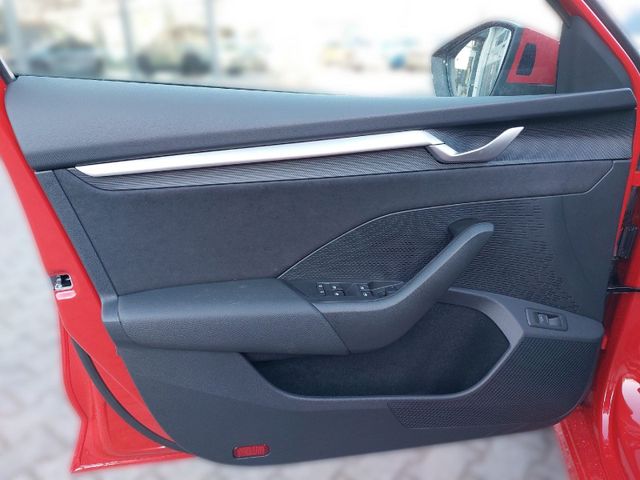 Octavia Combi 1.5TSI mHEV110kW Selection 360°KAM