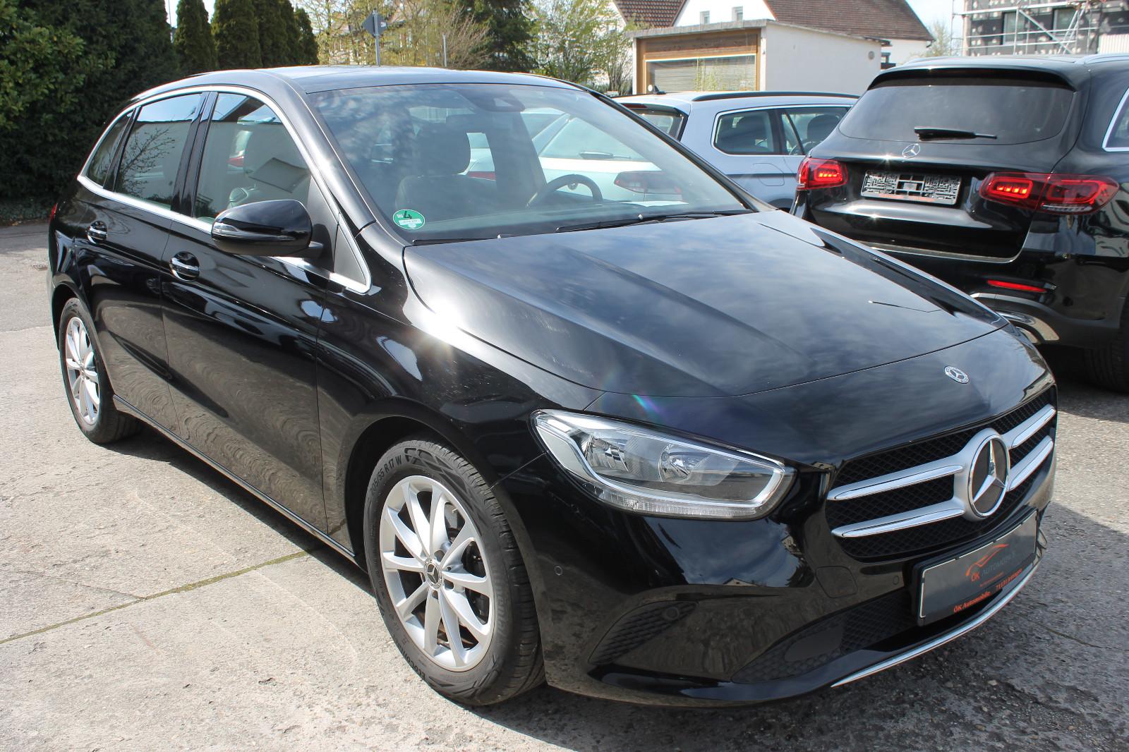Mercedes-Benz B200d*PANO*LED*ZV*PDC*LEDER*NAVI*KLIMA*ALU