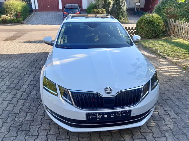 Skoda Octavia 2.0 TDI 4x4 Style Combi Style