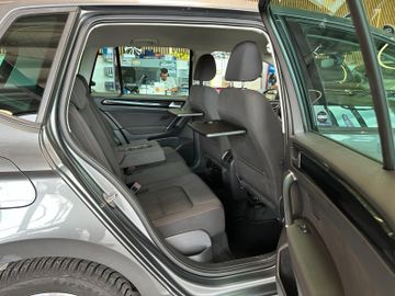 Volkswagen Golf Sportsvan VII *Kamera*Navi*AHK*
