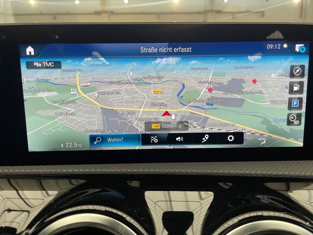 Fahrzeugabbildung Mercedes-Benz A 180 Progressive Navi LED SHZ SpurH ParkAss DAB