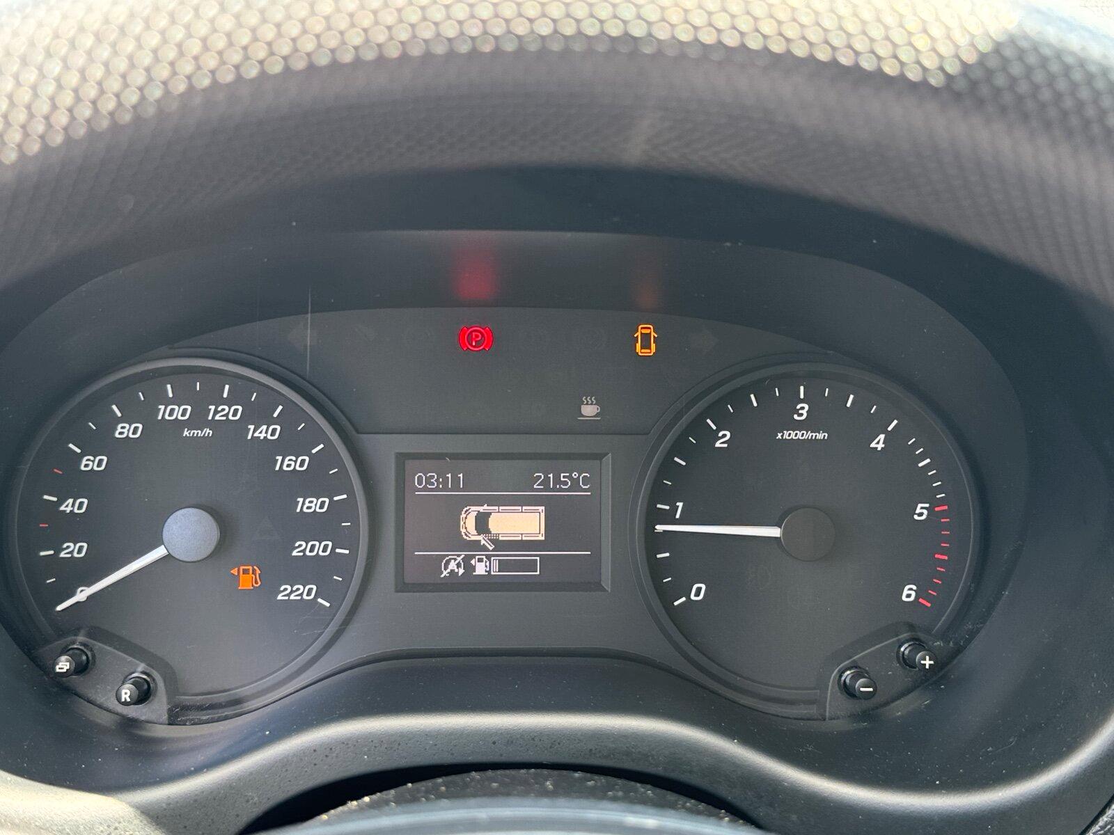 Mercedes-Benz Vito 110 CDI Kasten Lang AHK DAB Klima Tempomat