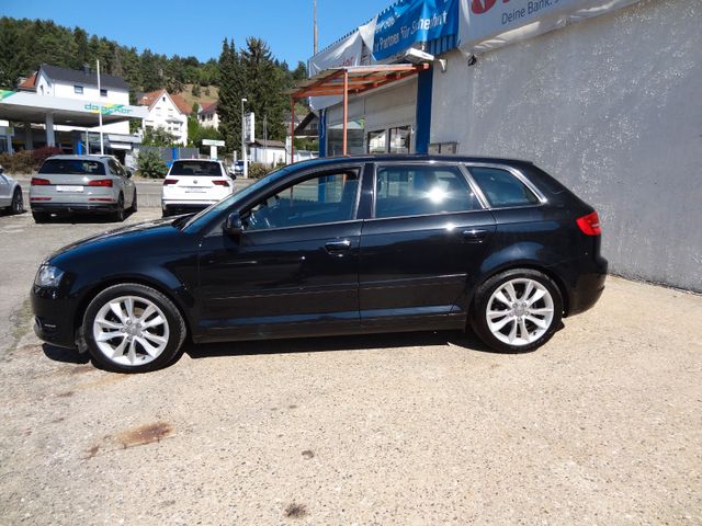 Fahrzeugabbildung Audi A3 Sportback 1.2 TFSI Ambition/1.Hd/Klima/PDC/