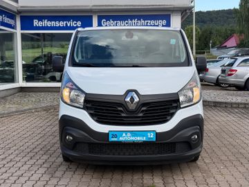Renault Trafic - 2