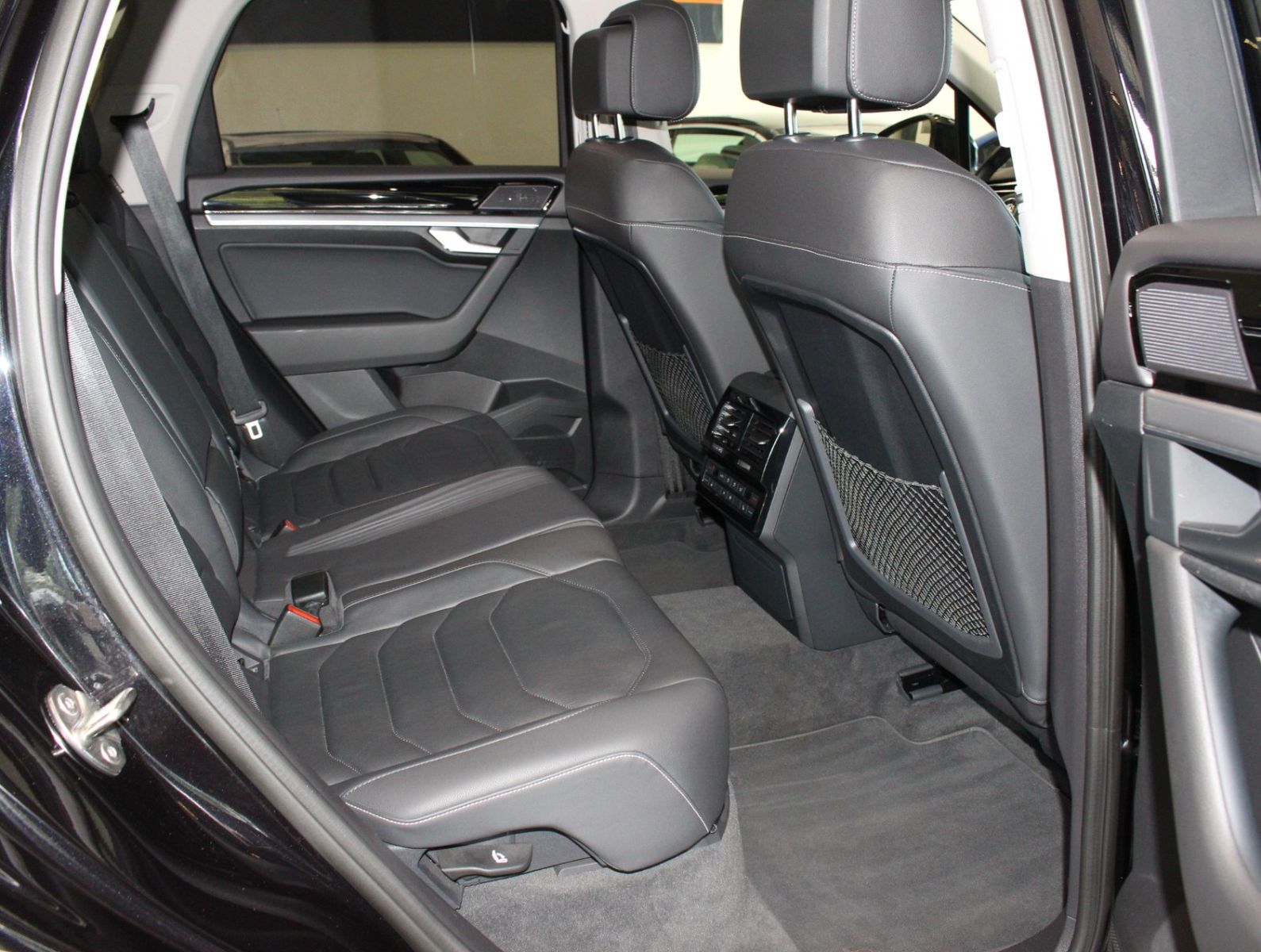 Fahrzeugabbildung Volkswagen Touareg 3.0 TDI Elegance 4Motion*Pano*Matrix