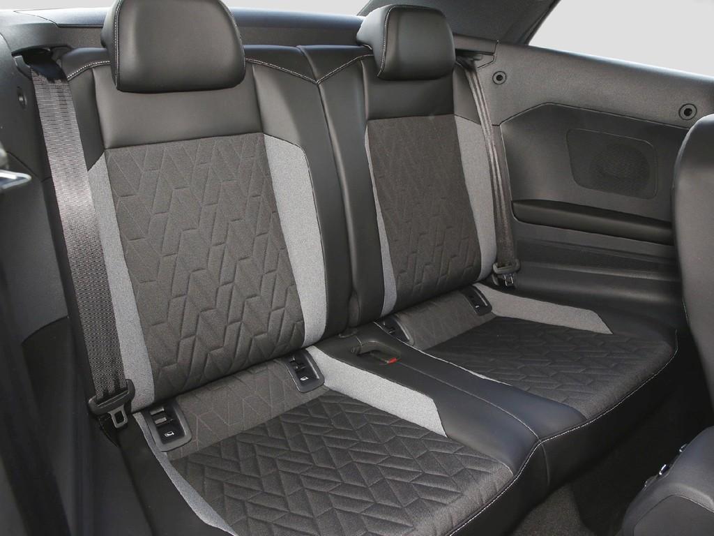 Volkswagen T-Roc 11