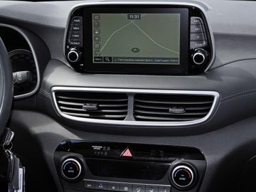 Hyundai TUCSON - 12