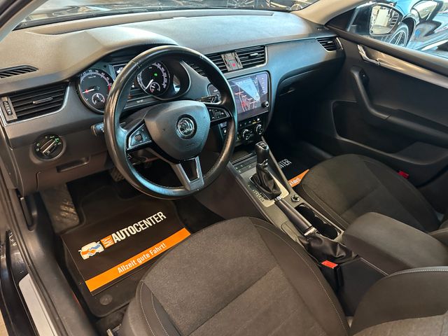 Skoda Octavia Combi Soleil *ACC*NAVI*PDC*SZHZ*APPLE*