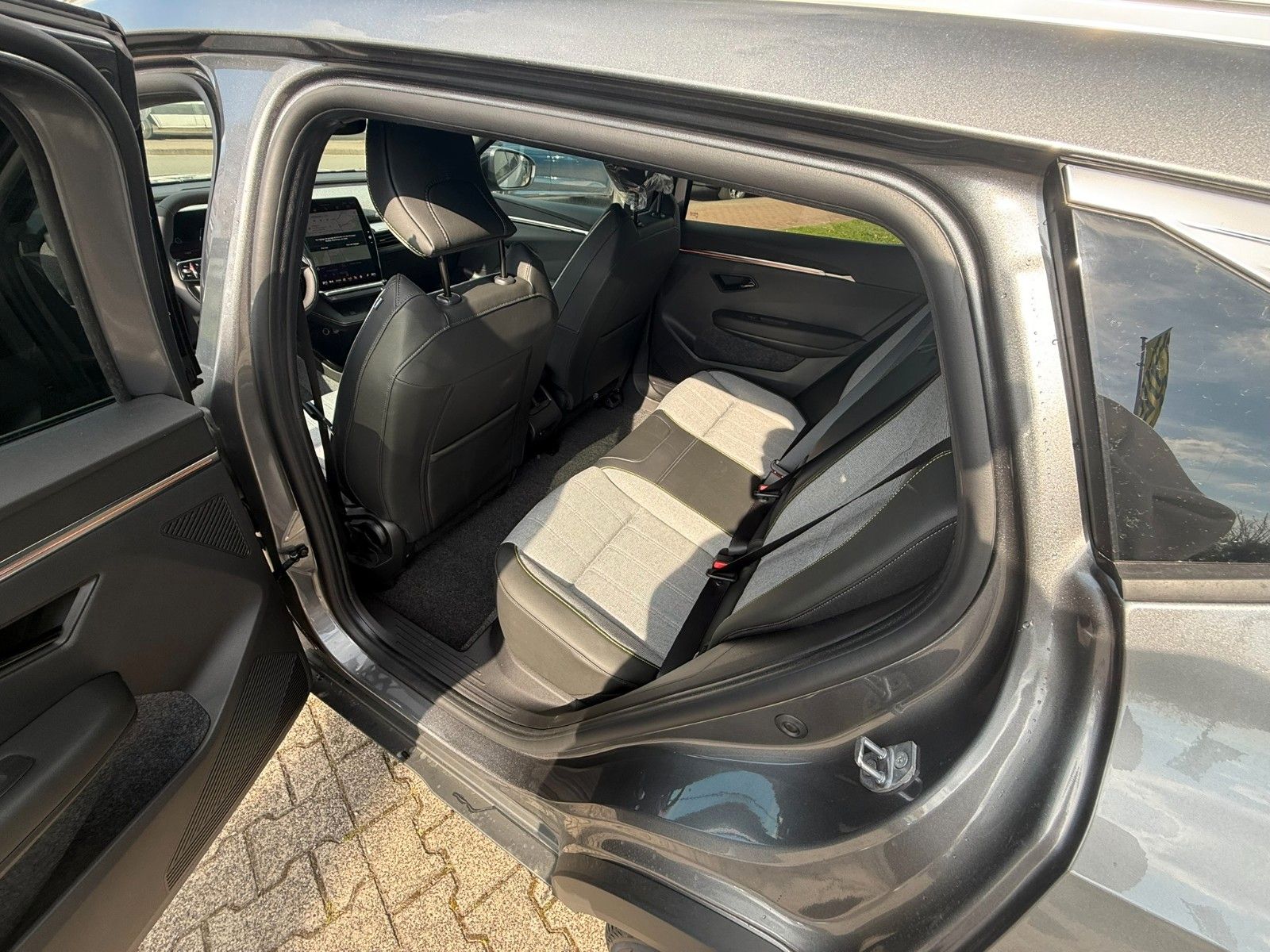 Renault Scenic E-TECH - Bild 8